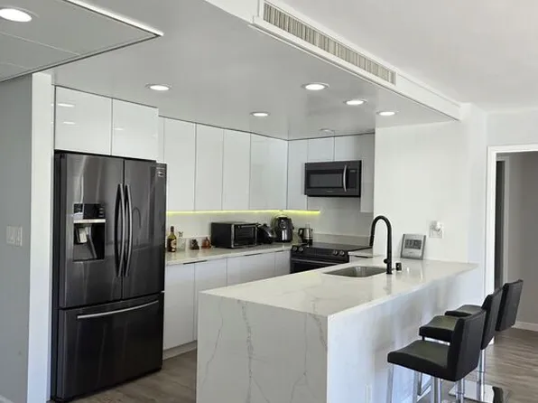 2170 Century Park E APT 607, Los Angeles, CA 90067