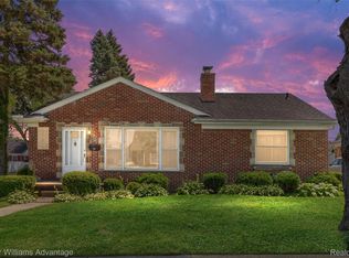 7320 Colonial St, Dearborn Heights, MI