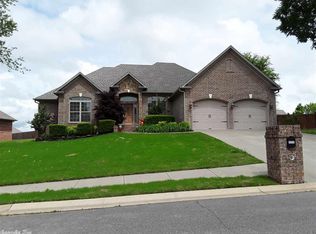 1212 Bent Tree Ln, Searcy, AR 72143