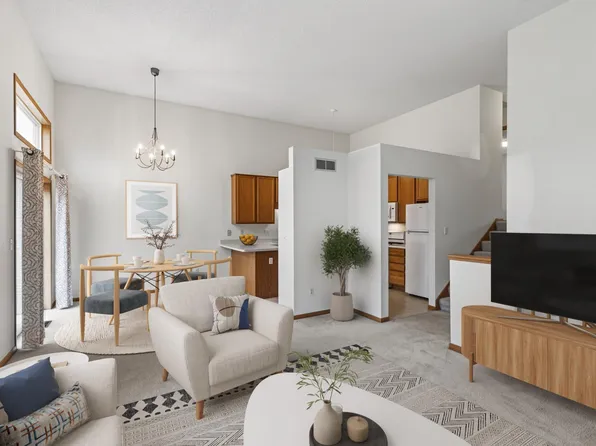 7380 Braden Trl, Inver Grove Heights, MN 55076