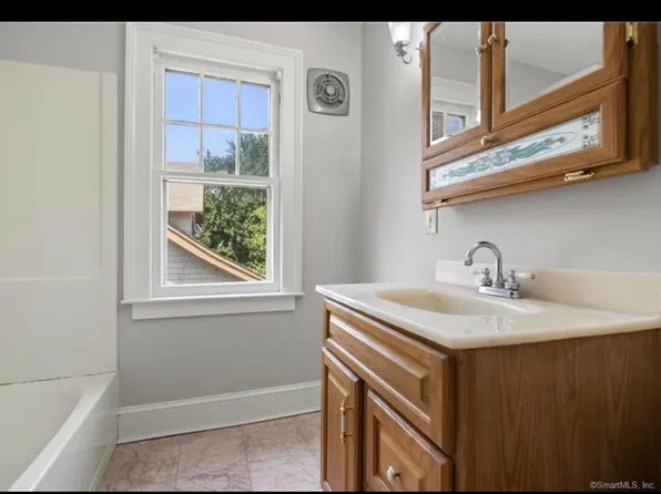 26 Franklin St #26, East Hartford, CT 06108