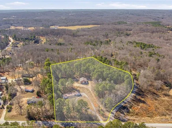 3004 Candler Rd, Gainesville, GA 30507