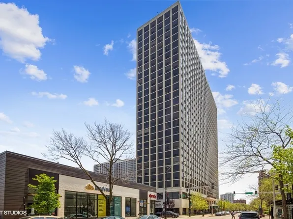 4343 N Clarendon Ave APT 1518, Chicago, IL 60613
