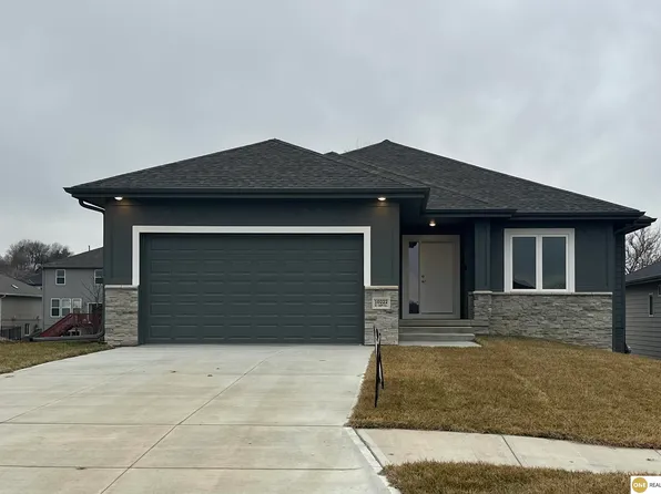 10222 N 150th Cir, Bennington, NE 68007