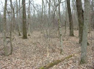 Pole Line Rd, Decorah, IA 52101