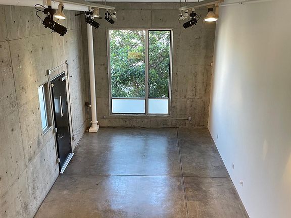 2nd image of 1415 Indiana St APT 104
