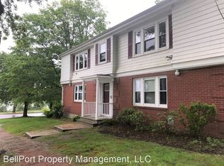 10 Melbourne St APT 2, Portland, ME 04101