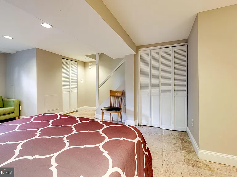2965 Sycamore St — Photo 35