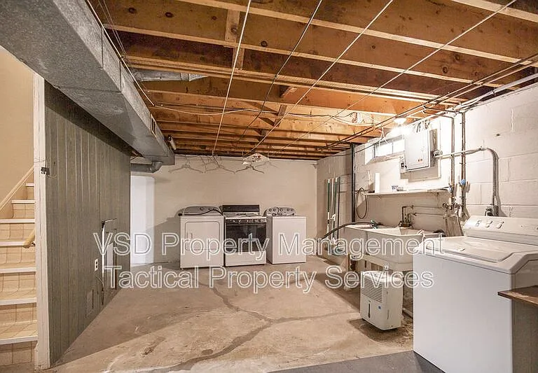 6188 Cabrini Ln — Photo 33