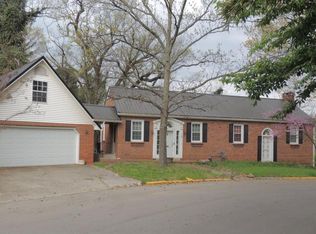 18 Graham Ave, Frankfort, KY 40601