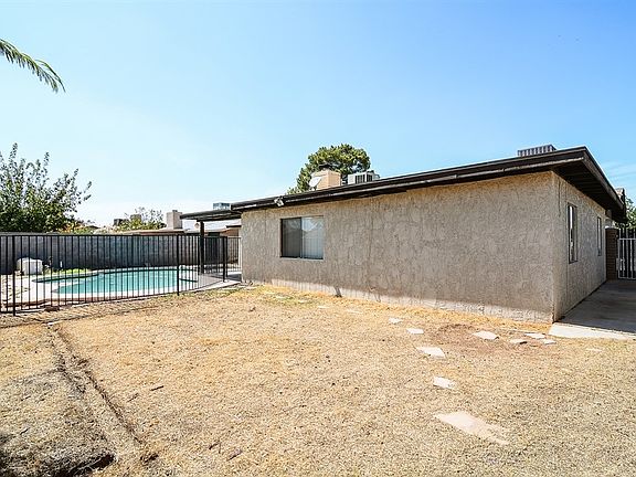 3rd image of 6419 W Vogel Ave