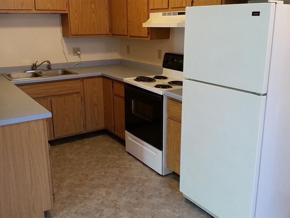 2nd image of 19524 83rd St APT 10