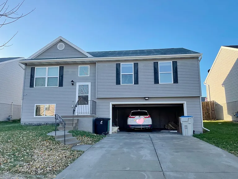 9113 Weber St — Photo 1
