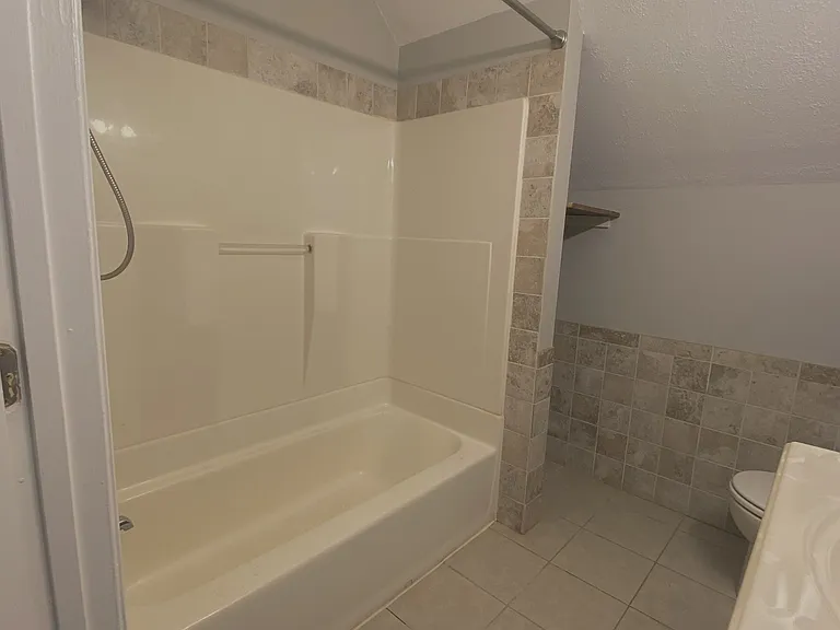 2301 Sherwood Hills Ct — Photo 18