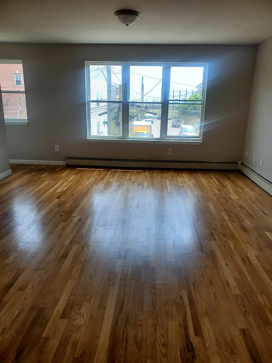 Building Photo - 3022 Lewmay Rd #1