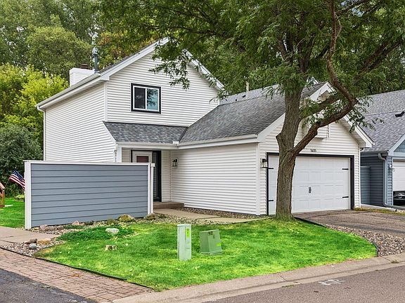 2nd image of 1405 Granada Trl N