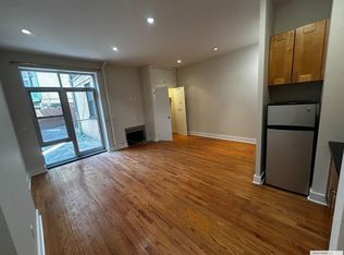 318 W 106th St #1ER, New York, NY 10025