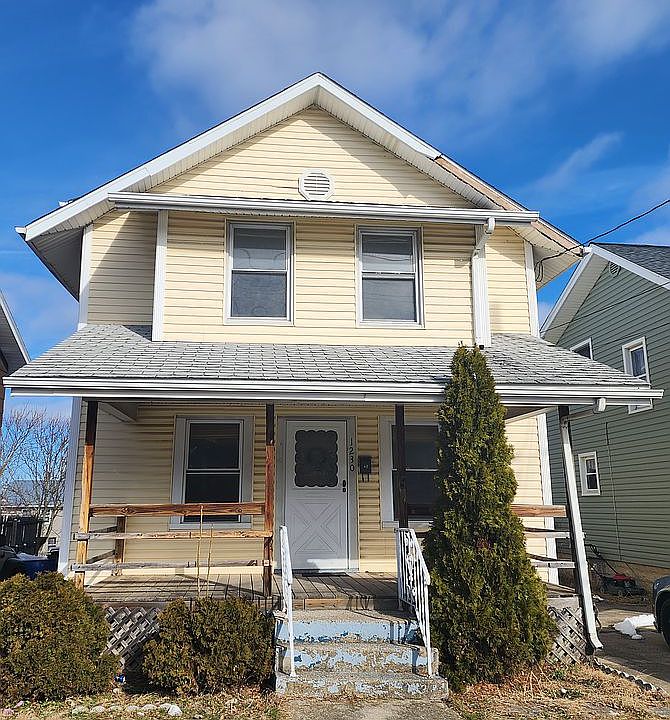 1st image of 1230 W 21st St