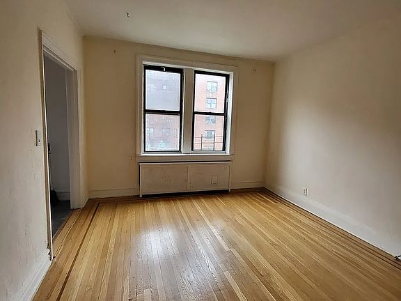 2nd image of 11525 84th Ave APT 3K