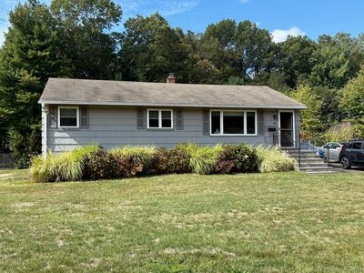 84 Grove Road, North Haven, CT, 06473