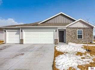 1754 Taylor Ln, Fremont, NE 68025