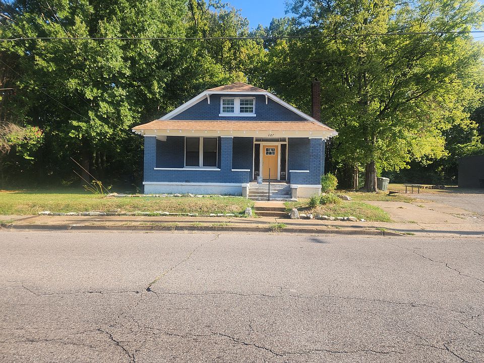 1st image of 687 Chelsea Ave