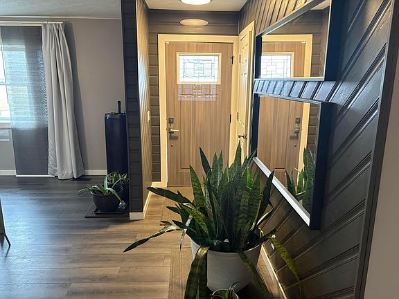 4th image of 4992 Benzler Rd