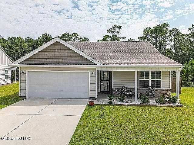 1st image of 13215 Willow Oak Cir