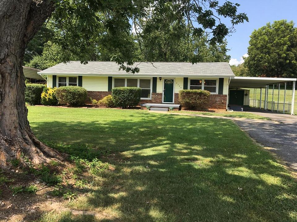 1st image of 2329 Laramie Dr