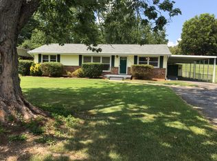 2329 Laramie Dr, Knoxville, TN 37912