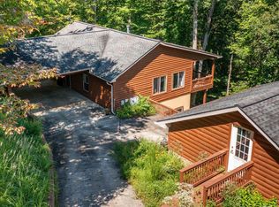 76 Hollyanne Pond Ln, Hayesville, NC 28904