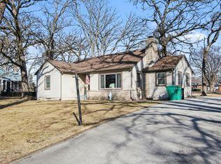1670 W 61st Pl, Merrillville, IN 46410