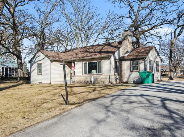 1670 W 61st Pl, Merrillville, IN 46410