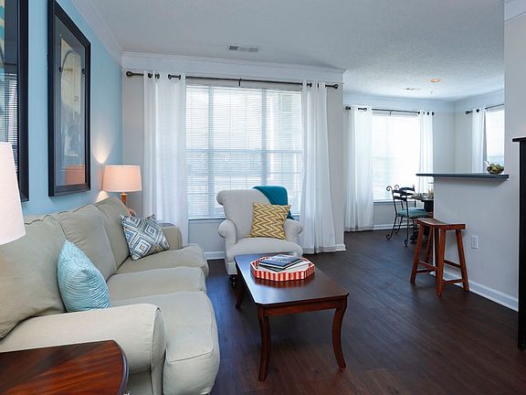 5th image of 100 Drew Hill Ln APT 01305