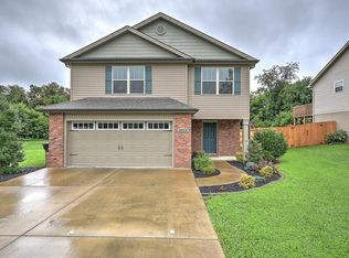 1028 Aberlea Valley Cir, Piney Flats, TN 37686