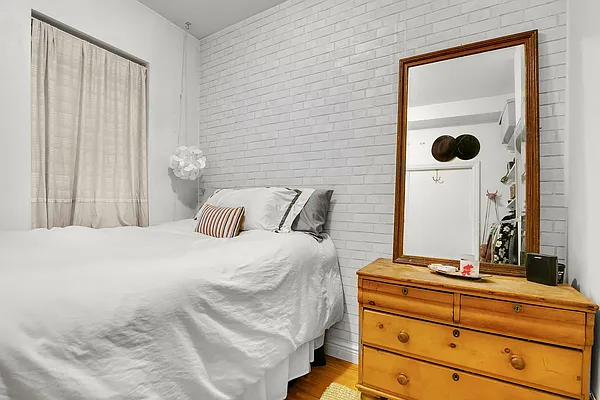 Rented by Compass | media 8