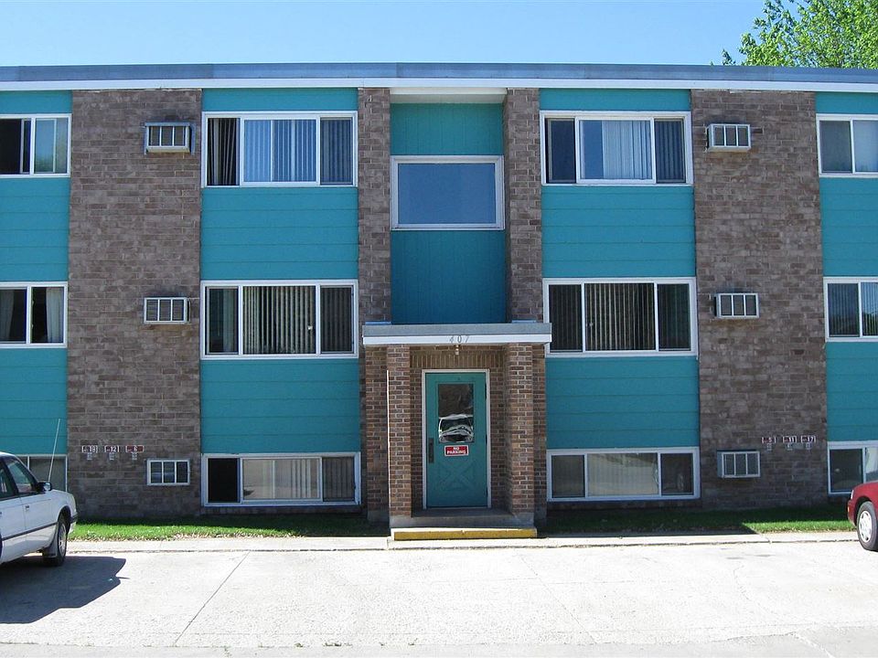 407/411 15th Ave NE