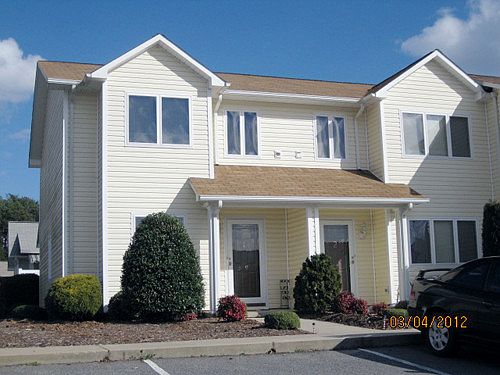 1st image of 3297 White Oak Ct
