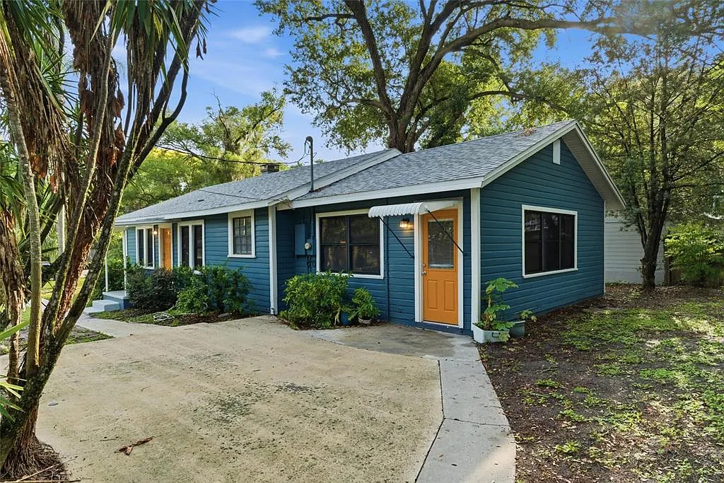 4 bed, 2.0 bath, 1232 sqft, $2,450 — Photo 3