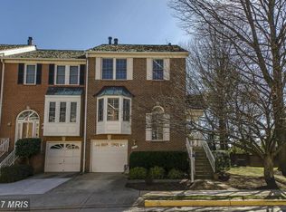 6327 Crooked Oak Ln, Falls Church, VA 22042