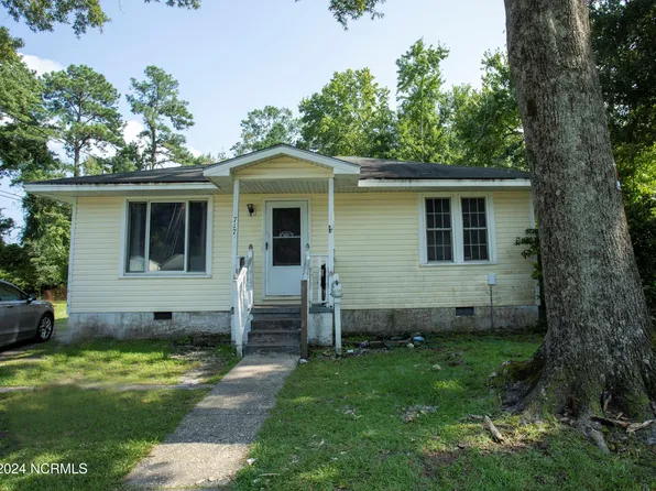 717 New River Drive, Jacksonville, NC 28540