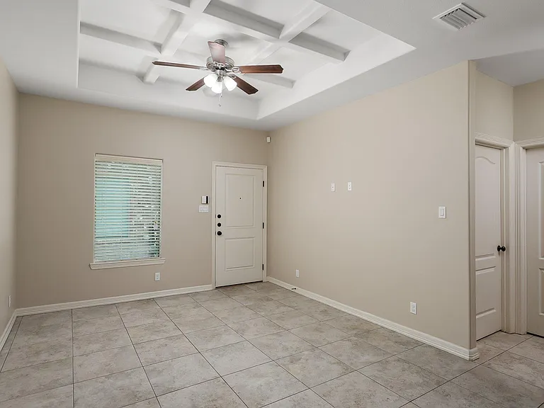 2608 E Garfield Ave #2 — Photo 3