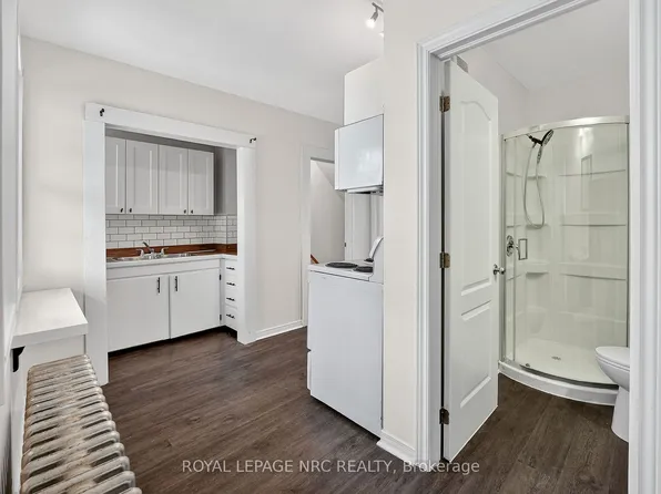 211 Lincoln St, Welland, ON L3B 4M8