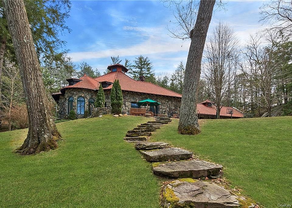 84 E Lake Rd, Tuxedo Park, NY 10987 MLS H4814574 Zillow