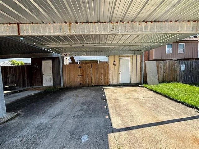 2332 Oxford Pl — Photo 26