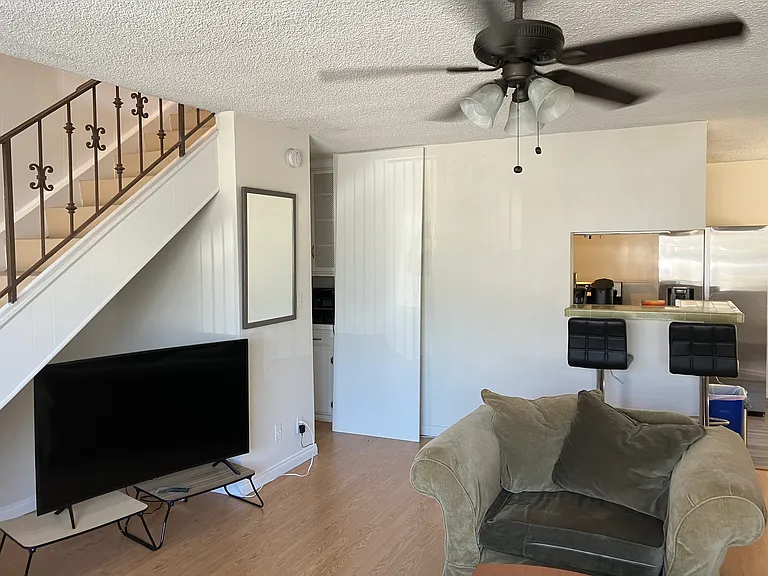 3911 Huron Ave #1 — Photo 7