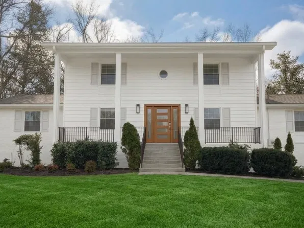 234 Bluegrass Cir, Lebanon, TN 37090