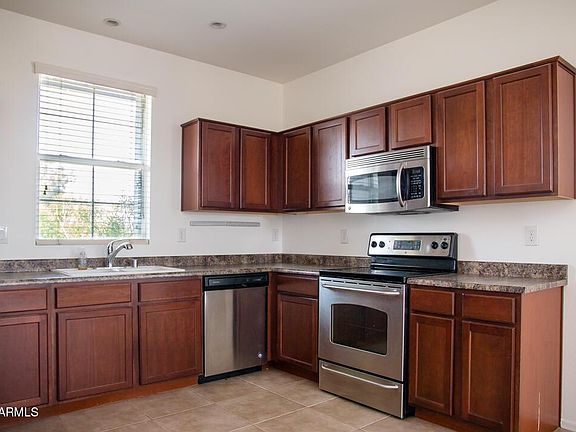 3rd image of 5207 W Burton Dr