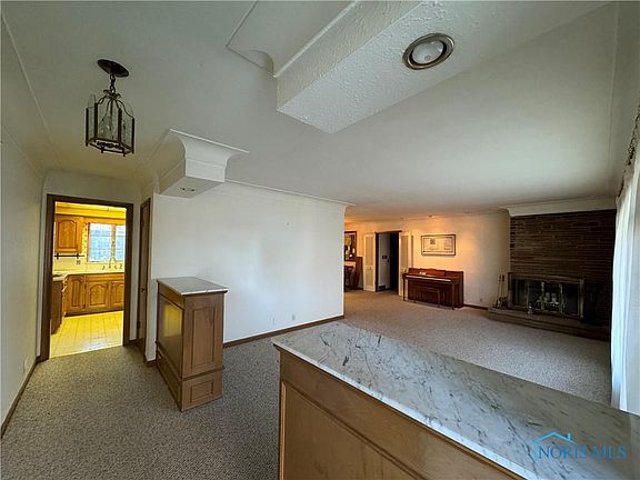4th image of 3633 Brenda Dr