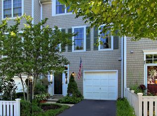 11117 Little Compton Dr, Reston, VA 20191